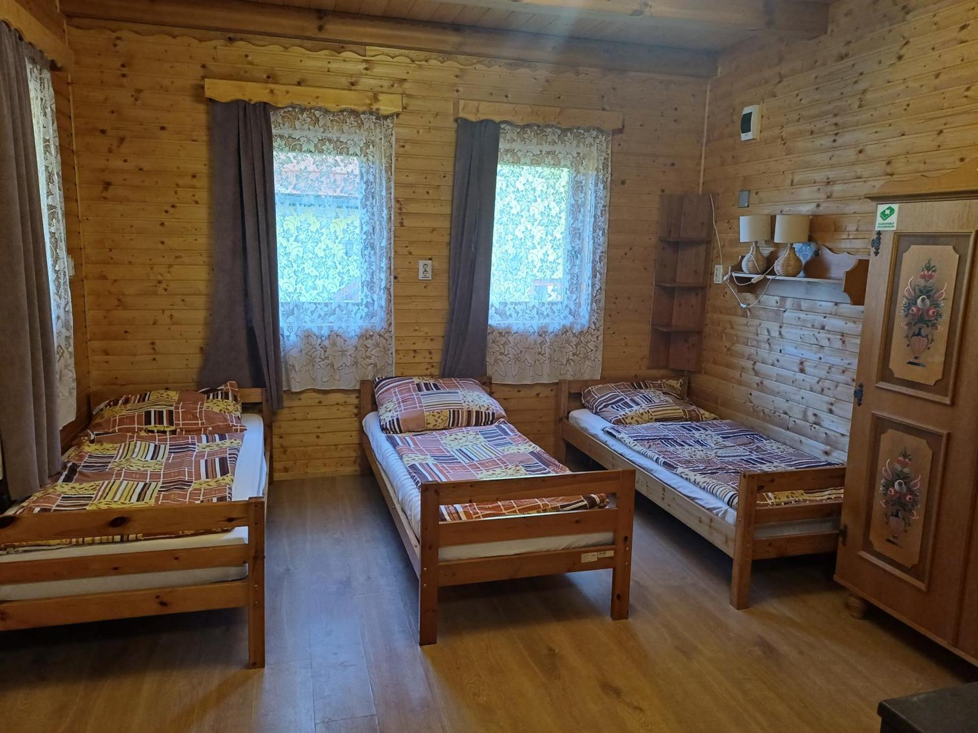 Zanati Apartmannhaz Nagykapornak ภายนอก รูปภาพ